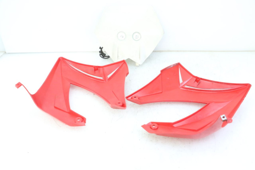 photo de COMPLETE FAIRING DERBI SENDA R X-TREME 50 (2006 - 2010) - Fixing points details