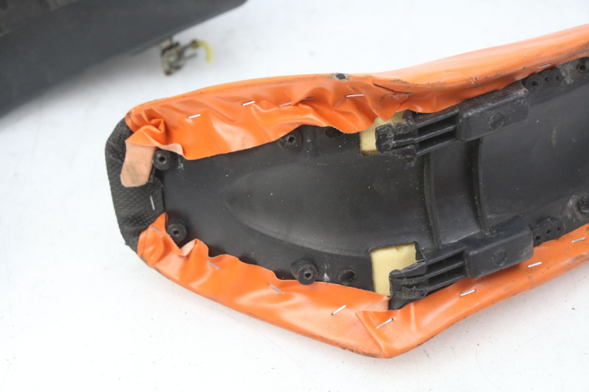 photo de COMPLETE FAIRING BODY KIT CCR DIRT BIKE 110 - Component detail