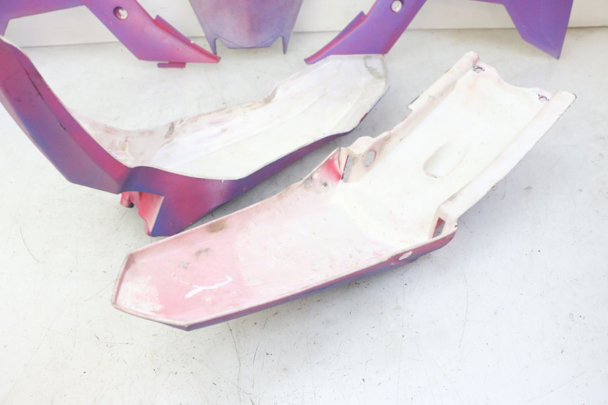 photo de FULL BODYWORK FAIRING BSE DIRTBIKE PH10L 125 - Surface and material condition