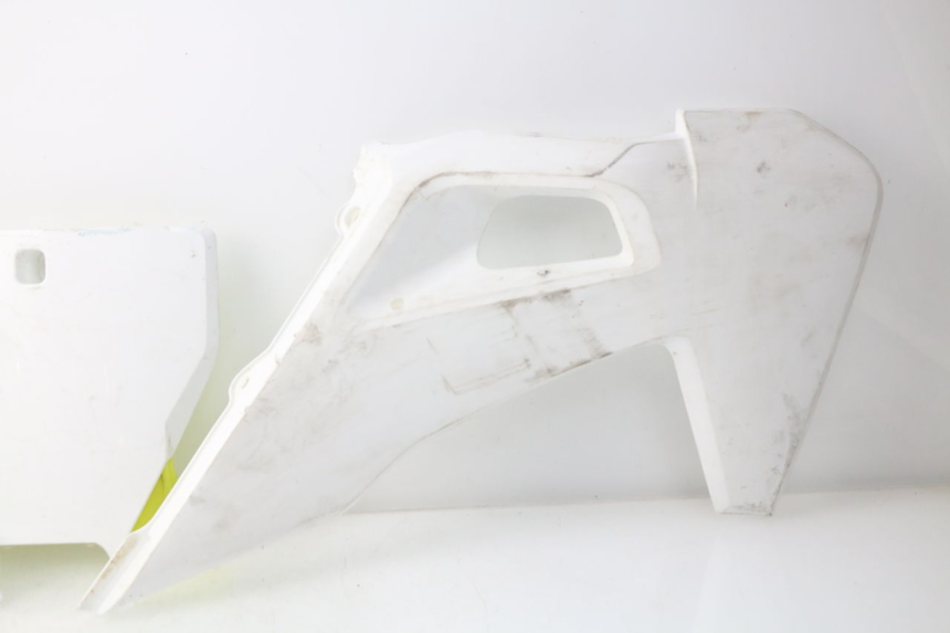 photo de COMPLETE FAIRING HUSQVARNA FC 350 (2019 - 2022) - Surface and material condition