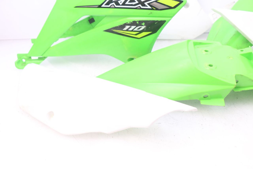 photo de COMPLETE FAIRING BODY KIT KAWASAKI KLX 110 (2010 - 2022) - Fixing points details