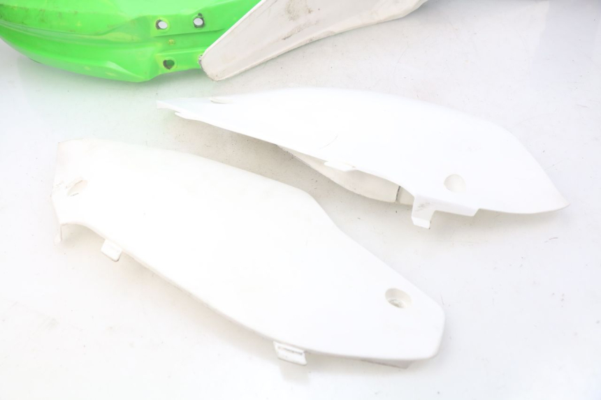 photo de COMPLETE FAIRING BODYWORK KAWASAKI KX F KXF 450 (2012 - 2015) - Alternative angle