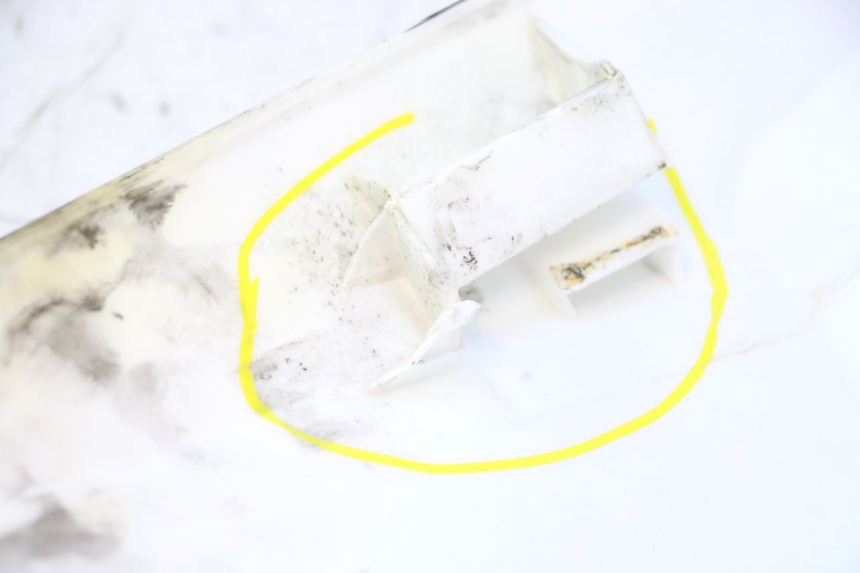 photo de COMPLETE FAIRING APOLLO RFZ 125 - High-resolution close-up