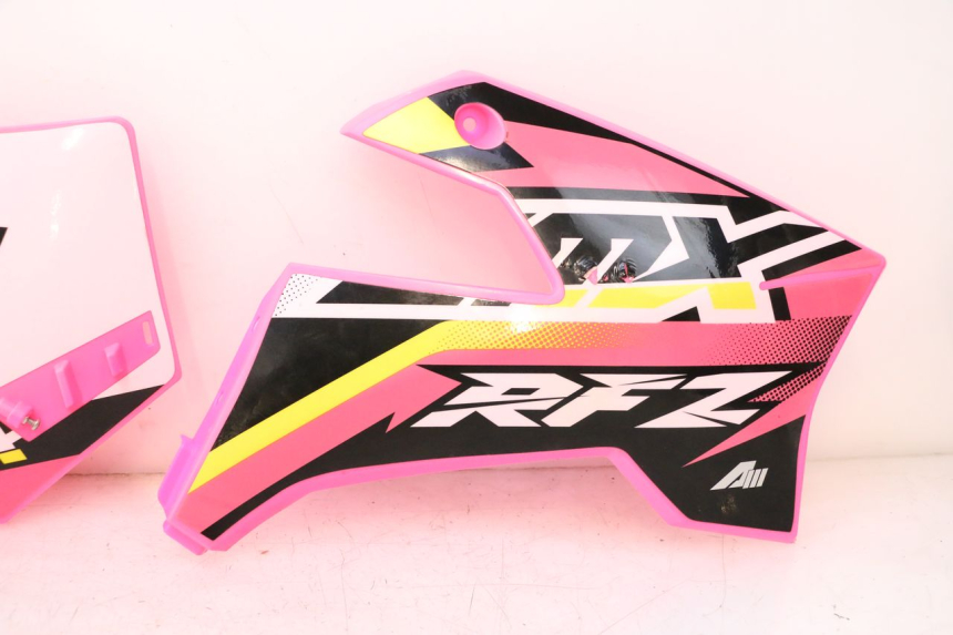 photo de COMPLETE FAIRING BODYWORK APOLLO RFZ 150 - Technical close-up