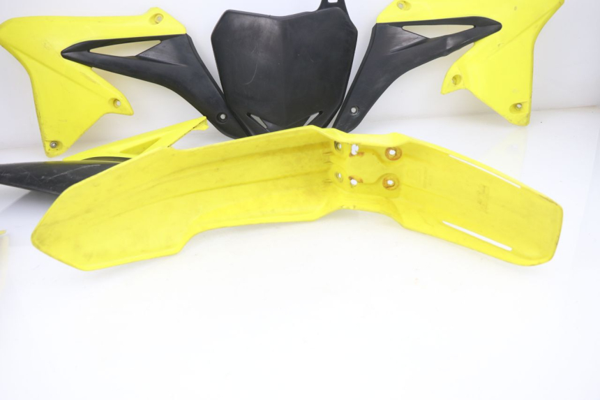 photo de COMPLETE FAIRING SUZUKI RM-Z RMZ 250 (2010 - 2016) - Checked used part