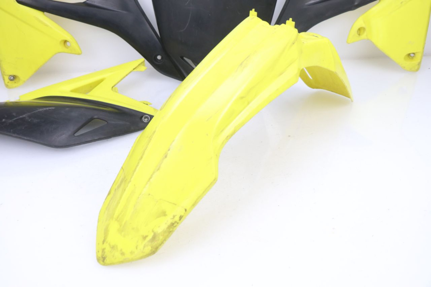 photo de COMPLETE FAIRING SUZUKI RM-Z RMZ 250 (2010 - 2016) - High-resolution close-up