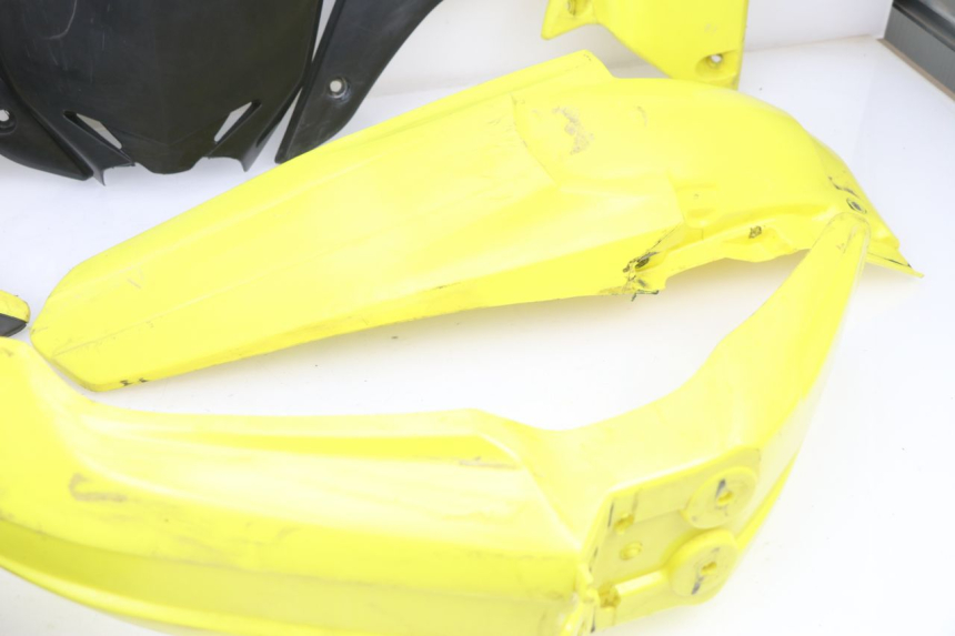 photo de COMPLETE FAIRING SUZUKI RM-Z RMZ 250 (2010 - 2016) - Detailed visual inspection