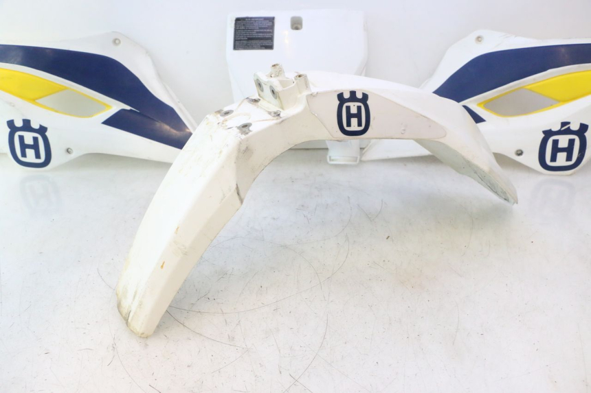 photo de COMPLETE FAIRING HUSABERG TE 250 (2011 - 2014) - Component detail