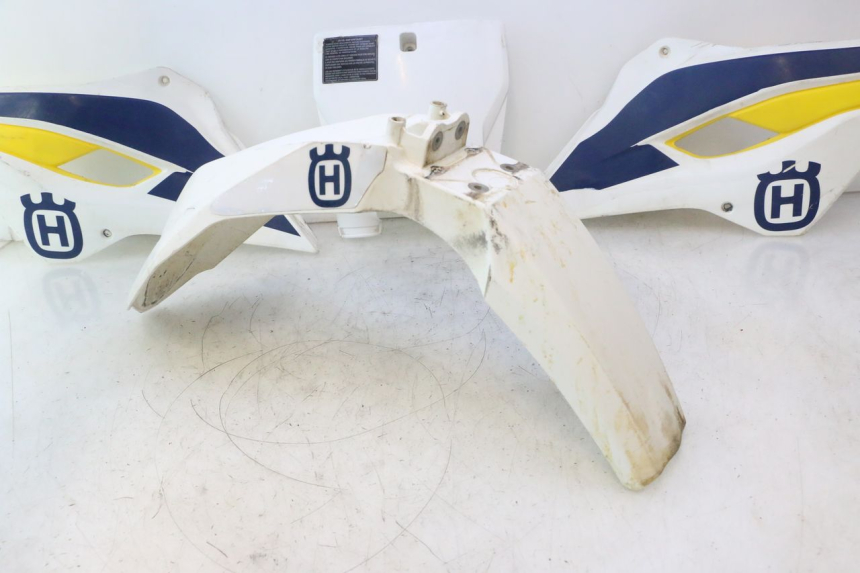 photo de COMPLETE FAIRING HUSABERG TE 250 (2011 - 2014) - Zoom on usage condition