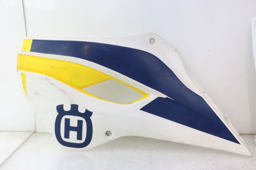 photo de COMPLETE FAIRING HUSABERG TE 250 (2011 - 2014) - Technical close-up