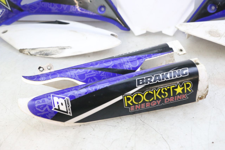 photo de COMPLETE FAIRING YAMAHA YZ-F YZF 250 (2007 - 2013) - High-resolution close-up
