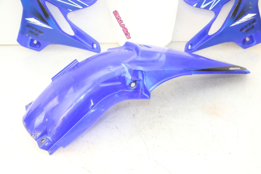 photo de COMPLETE FAIRING YAMAHA YZ 125 (1998 - 2005) - Focus on structure