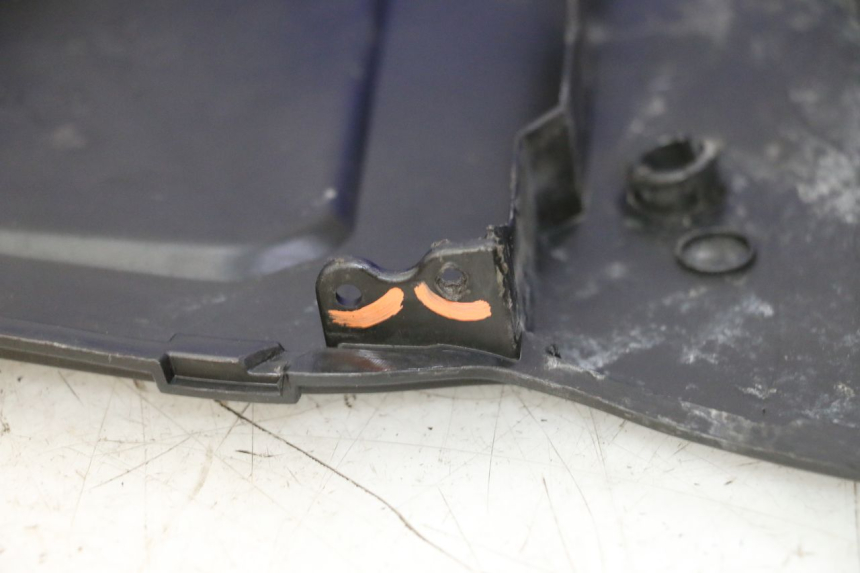 photo de COMPLETE FAIRING YAMAHA YZ 125 (1998 - 2005) - Fixing points details