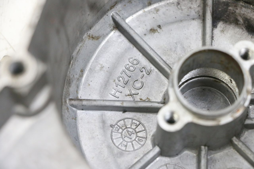 photo de IGNITION COVER MAG POWER BOMBERS 4T 50 (2016 - 2026) - Alternative perspective