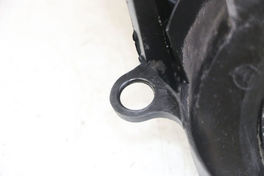 photo de IGNITION COVER MBK BOOSTER SPIRIT NAKED 50 (2004 - 2017) - Alternative perspective