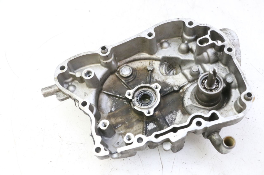 photo de IGNITION COVER HONDA FES S-WING SWING ABS 125 (2007 - 2015) - Fixing points details