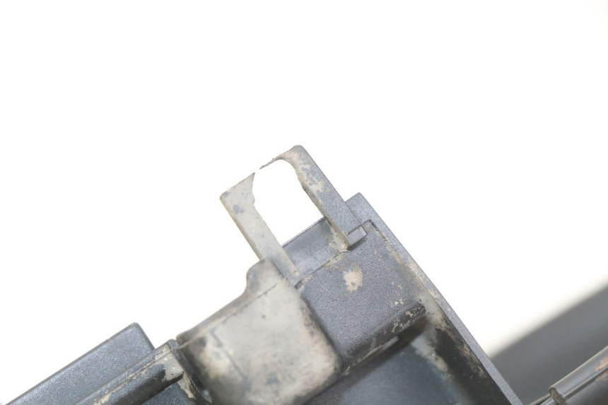 photo de IGNITION COVER MBK FLIPPER 50 (2004 - 2012) - Zoom on usage condition