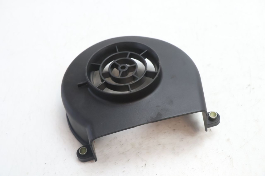 photo de IGNITION COVER PEUGEOT KISBEE 2T 50 (2018 - 2022) - Zoom on usage condition