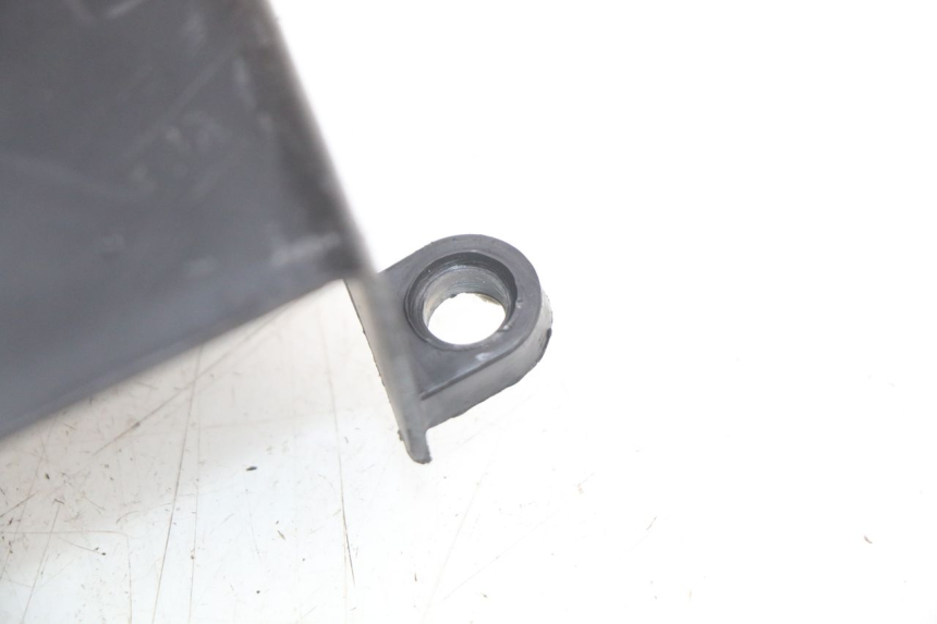 photo de IGNITION COVER PEUGEOT SPEEDFIGHT 3 AIR 50 (2009 - 2015) - Zoom on usage condition