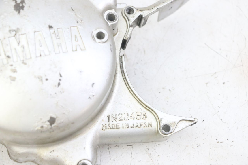 photo de IGNITION COVER YAMAHA TDR DELTABOX 125 (1997 - 2003) - Fixing points details