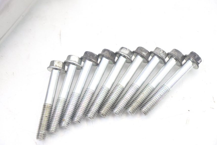 photo de IGNITION COVER YAMAHA X-MAX XMAX 125 (2010 - 2013) - Surface and material condition