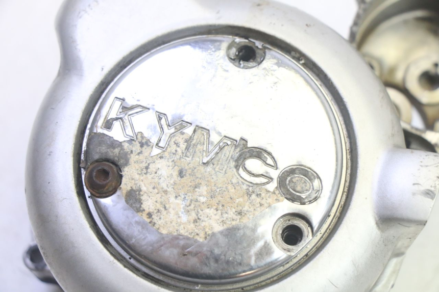 photo de IGNITION COVER KYMCO ZING 125 (1997 - 2003) - Zoom on usage condition