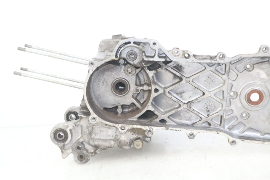 photo de ENGINE LOWER CRANKCASE KYMCO AGILITY 16+ 4T 50 (2018 - 2023) - Product overview