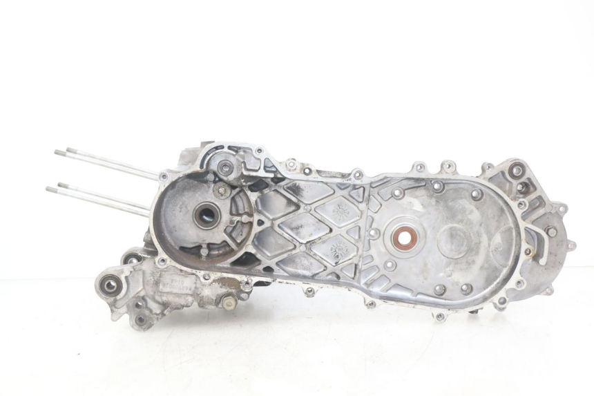 photo de ENGINE LOWER CRANKCASE KYMCO AGILITY 16+ 4T 50 (2018 - 2023) - Surface and material condition