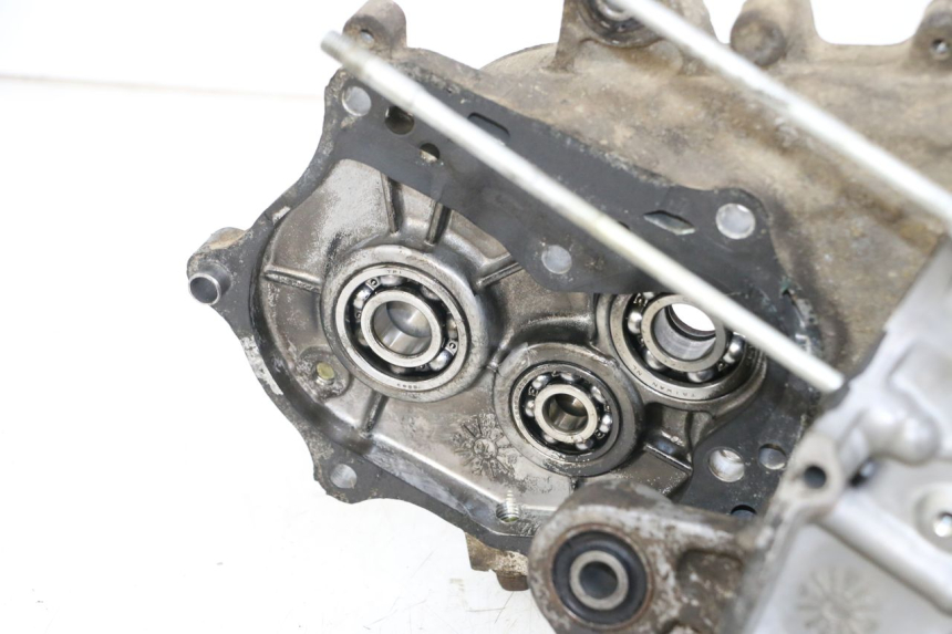 photo de ENGINE LOWER CASING KYMCO AGILITY 4T 50 (2005 - 2018) - Used quality zoom