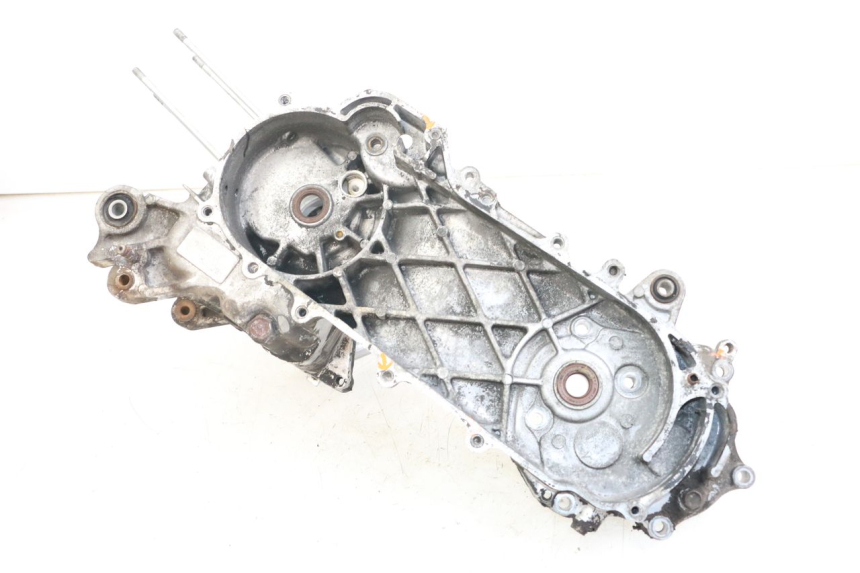 photo de ENGINE LOWER CASING KYMCO AGILITY 4T 50 (2005 - 2018) - Fixing points details