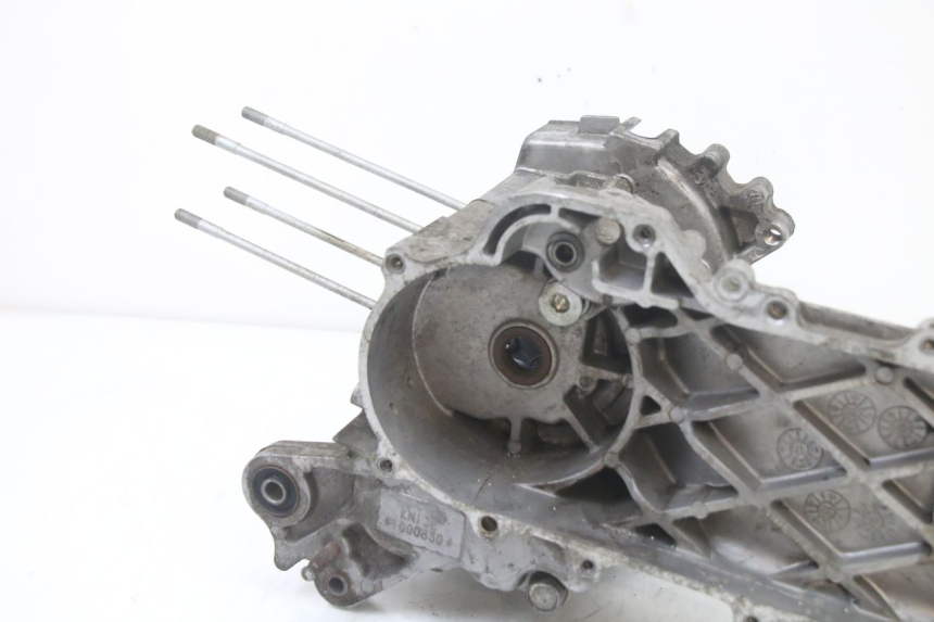 photo de ENGINE LOWER CRANKCASE KYMCO AGILITY 4T 50 (2018 - 2022) - Supplementary product photo