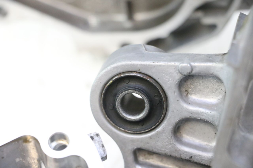 photo de ENGINE LOWER CRANKCASE KYMCO AGILITY 4T 50 (2018 - 2022) - Main view