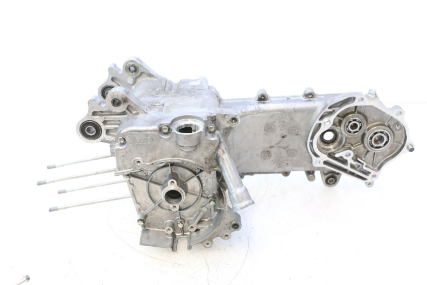 photo de ENGINE LOWER CRANKCASE KYMCO AGILITY 4T 50 (2018 - 2022) - Product overview
