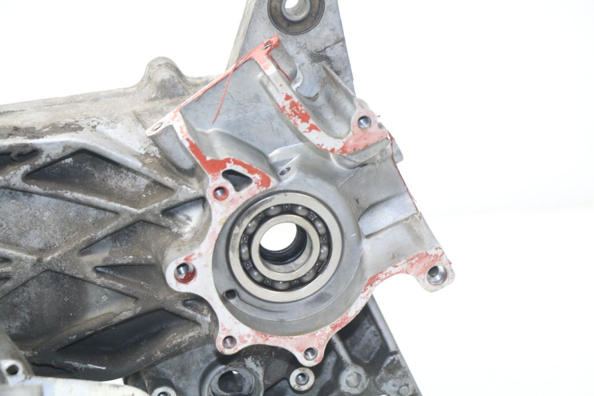 photo de ENGINE CRANKCASE KYMCO AGILITY CITY 2T 50 (2008 - 2016) - High-resolution close-up