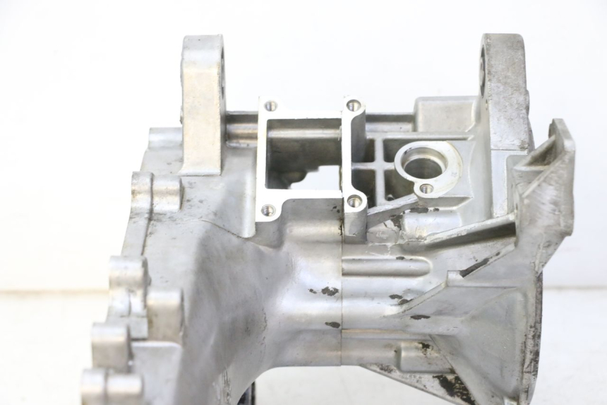 photo de ENGINE BOTTOM CASE KYMCO AGILITY NAKED RENOUVO 2T 50 (2011 - 2018) - Surface and material condition