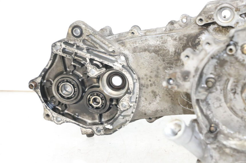 photo de ENGINE CRANKCASE KYMCO AGILITY PREMIUM 50 (2007 - 2010) - Fixing points details