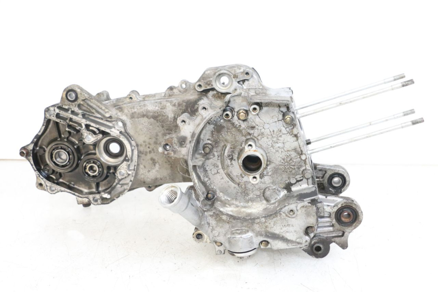 photo de ENGINE CRANKCASE KYMCO AGILITY PREMIUM 50 (2007 - 2010) - Surface and material condition