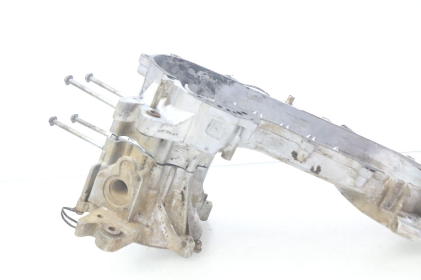 photo de ENGINE LOWER CASING KYMCO AGILITY RS 2T 50 (2009 - 2013) - Component detail