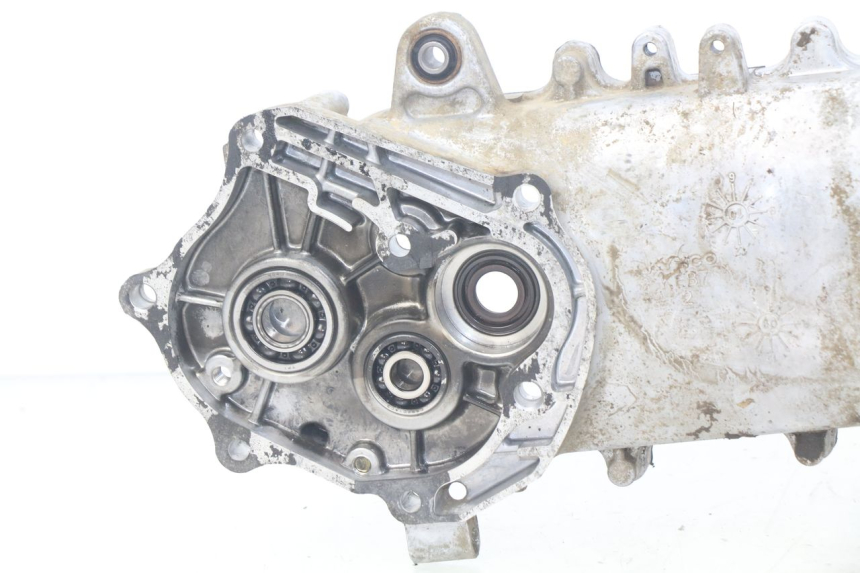photo de ENGINE LOWER CASING KYMCO AGILITY RS 2T 50 (2009 - 2013) - Additional view of the item