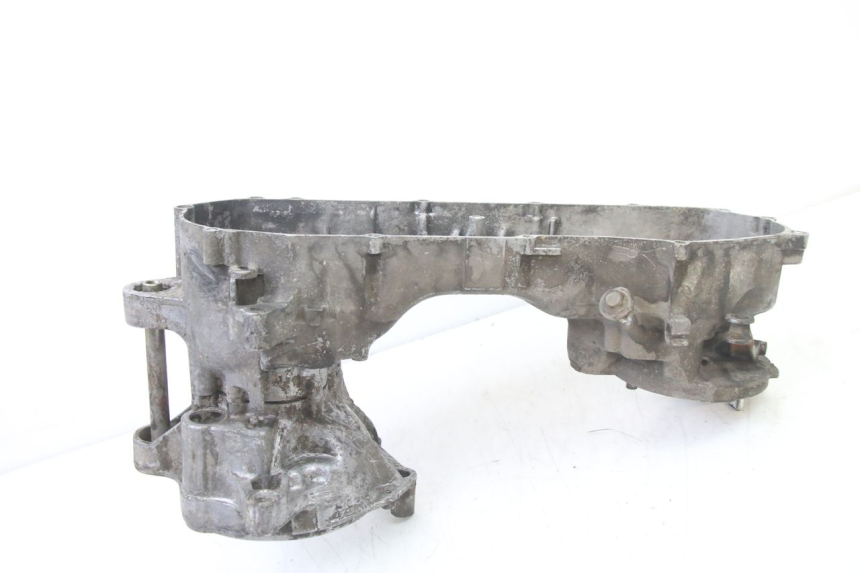 photo de ENGINE CRANKCASE MBK BOOSTER NEXT GENERATION 50 (1995 - 1998) - Distinctive features