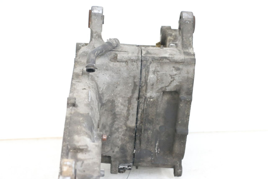 photo de ENGINE CRANKCASE SUZUKI BURGMAN 125 (2007 - 2014) - Alternative perspective