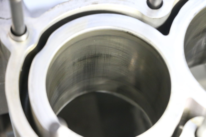 photo de ENGINE CRANKCASE BMW C SPORT 650 (2015 - 2021) - Alternative perspective