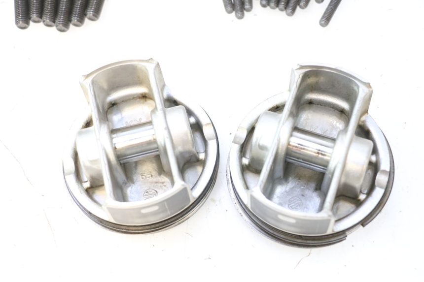 photo de ENGINE CRANKCASE BMW C SPORT 650 (2015 - 2021) - Additional view of the item