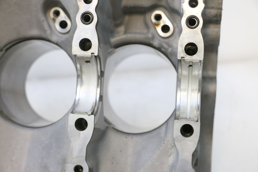 photo de ENGINE CRANKCASE BMW C SPORT 650 (2015 - 2021) - Alternative angle