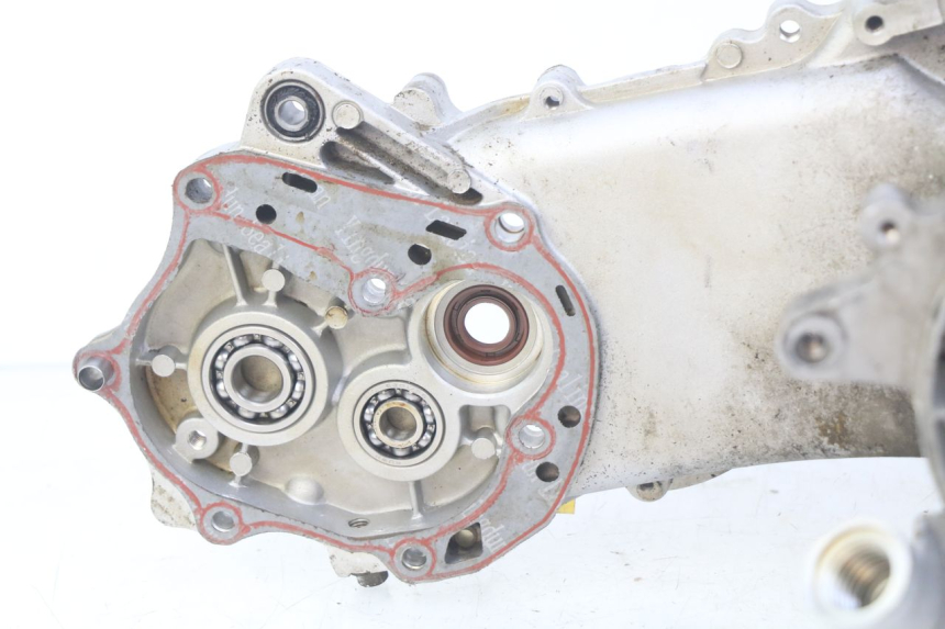 photo de ENGINE LOWER CASING MASH CITY 4T 50 (2018 - 2020) - Component zoom