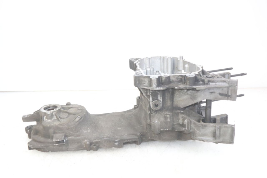 photo de ENGINE LOWER CASING PEUGEOT CITYSTAR 125 (2011 - 2017) - Technical close-up