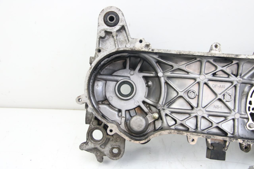 photo de ENGINE CRANKCASE PEUGEOT CITYSTAR 50 (2013 - 2017) - Used quality zoom