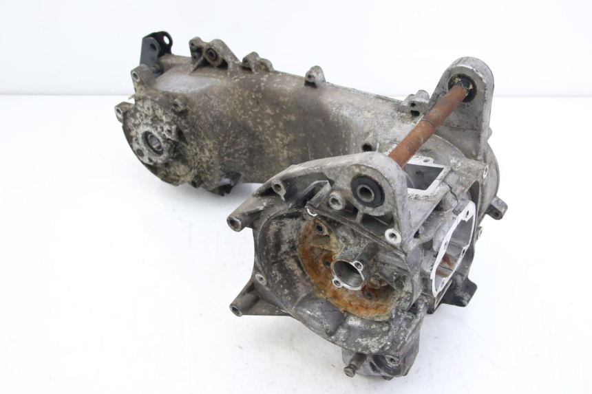 photo de ENGINE CRANKCASE PEUGEOT CITYSTAR 50 (2013 - 2017) - Surface and material condition