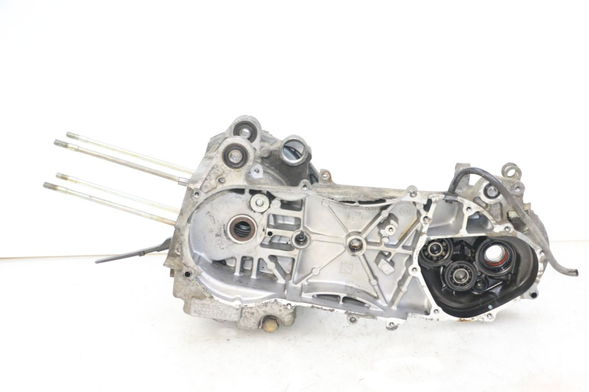 photo de ENGINE CRANKCASE DAELIM BESBI 125 (2007 - 2008) - Main view