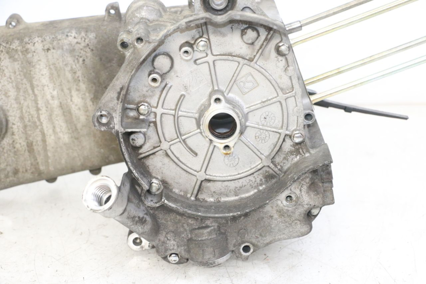 photo de ENGINE CRANKCASE DAELIM BESBI 125 (2007 - 2008) - Markings and original references